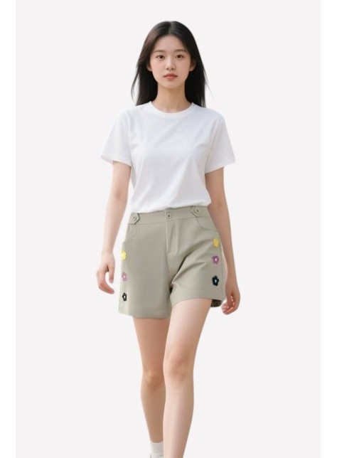 Flower Embroidery Shorts